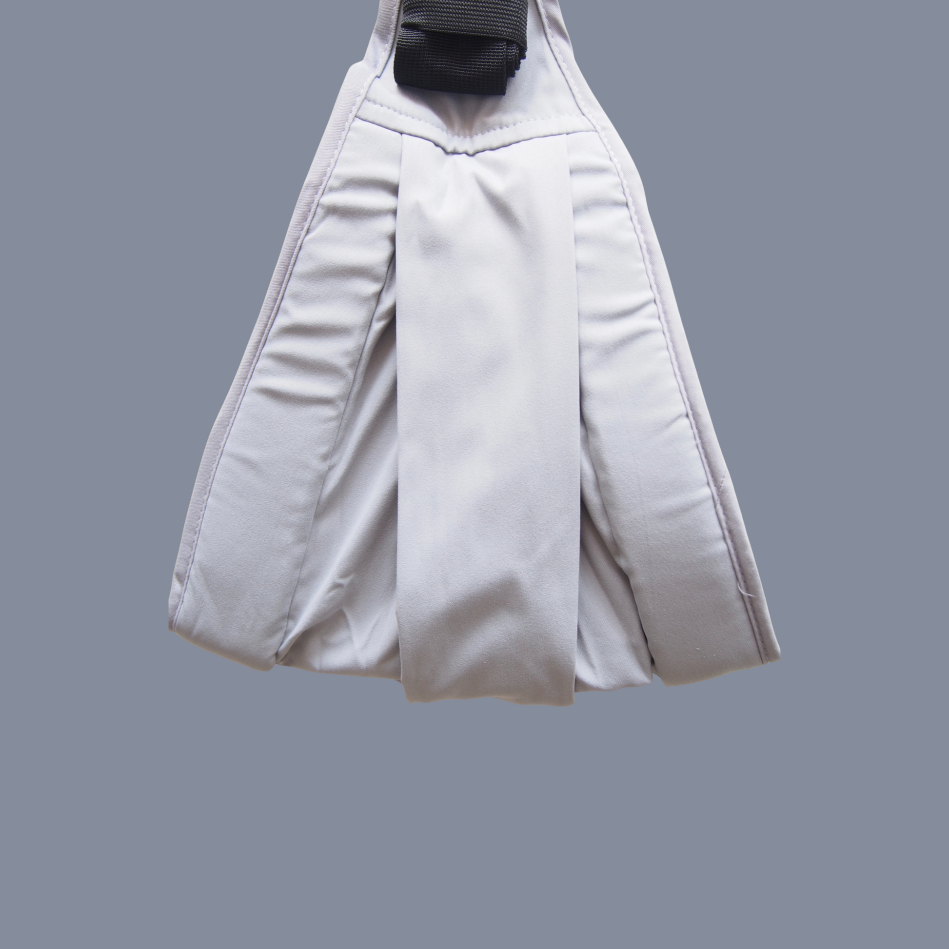 Grey toddler hip carrier bucket view - lightweight baby carrier