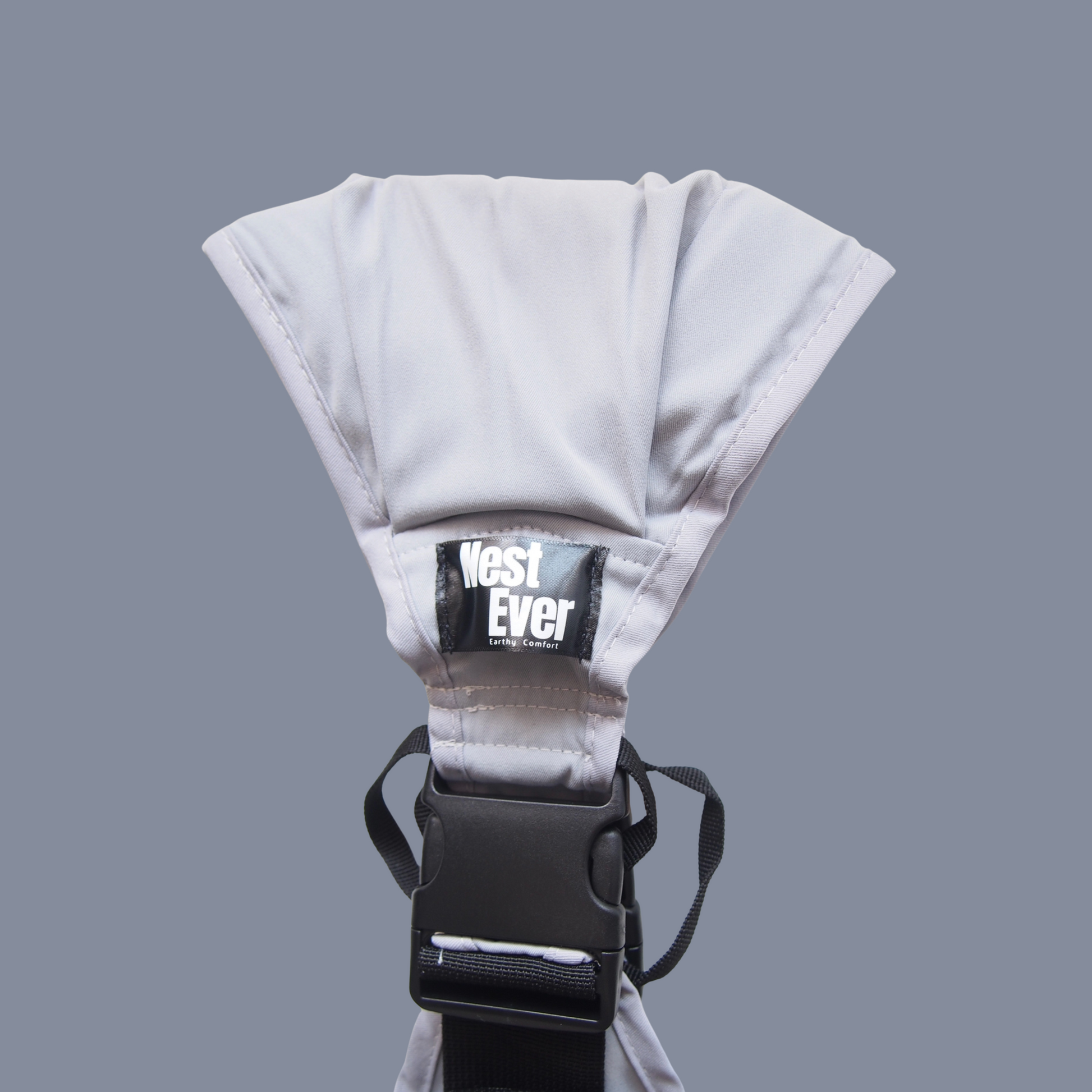 Grey toddler hip carrier shoulder view - lightweight baby carrier