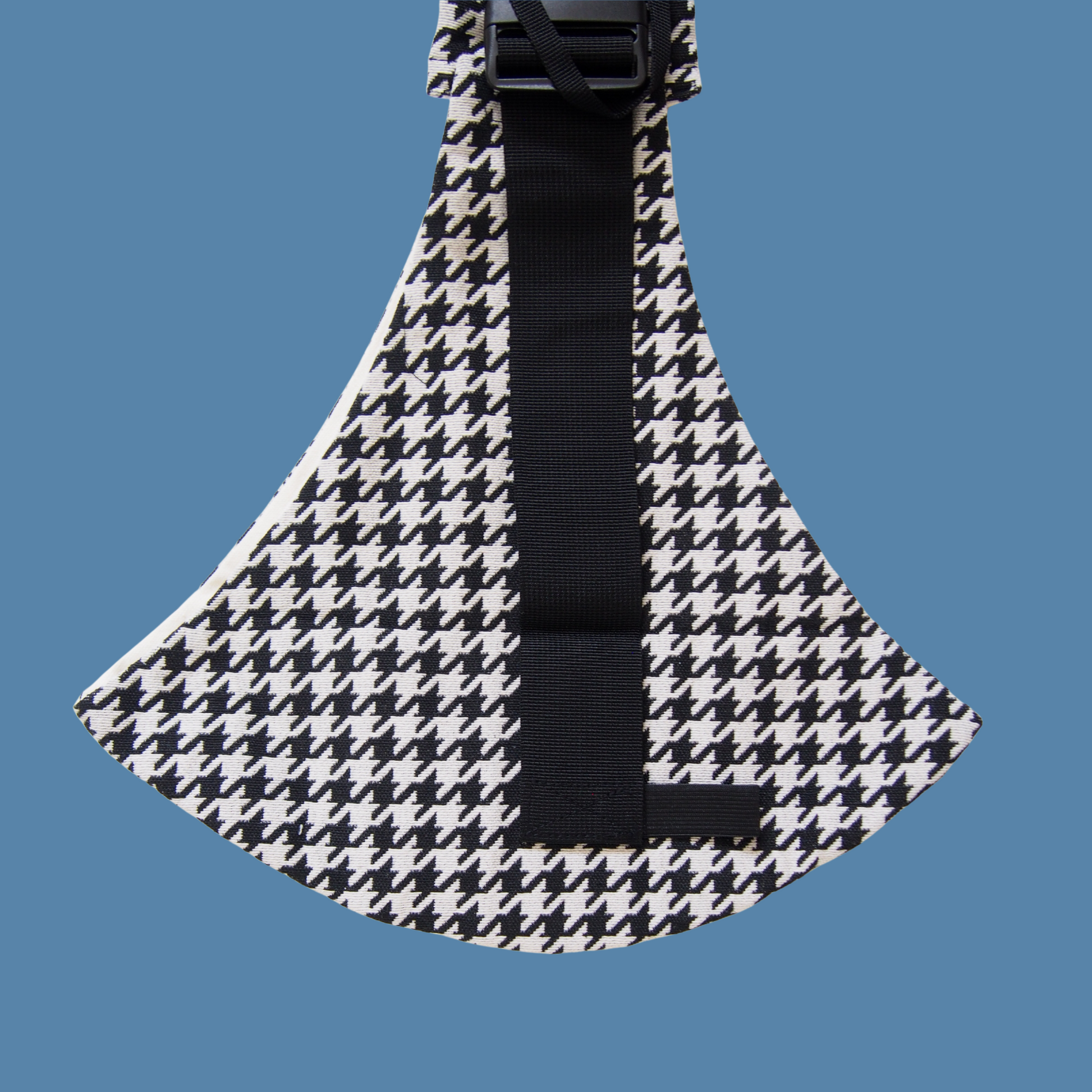 Houndstooth Carrier